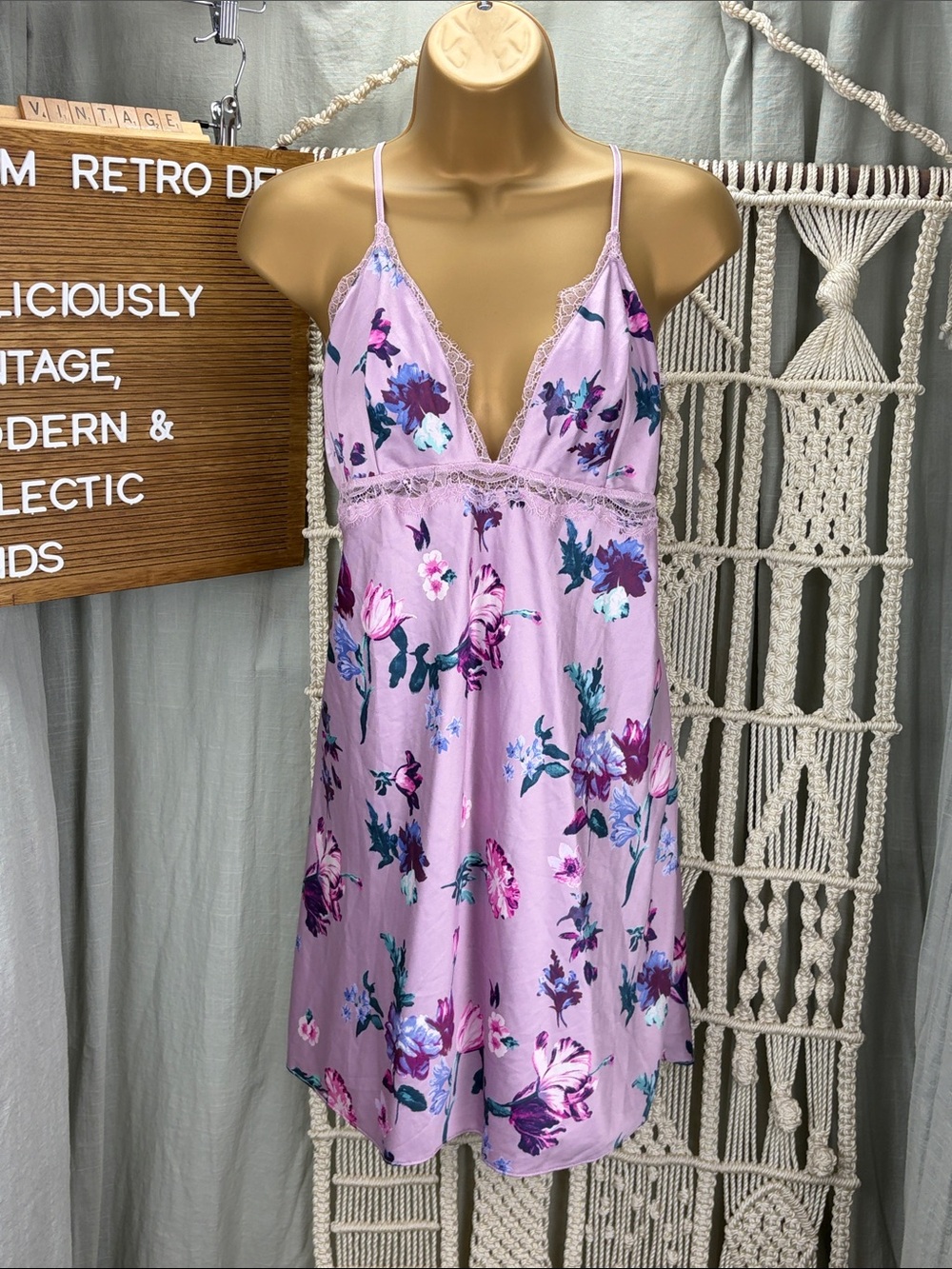 Victoria's Secret Lavender Pink Floral Lace-Trim Slip | XL